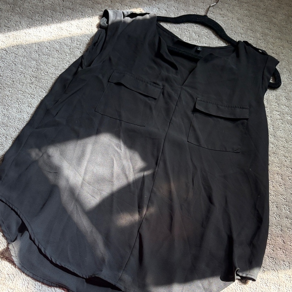 Apt. 9 Black Sleeveless Blouse